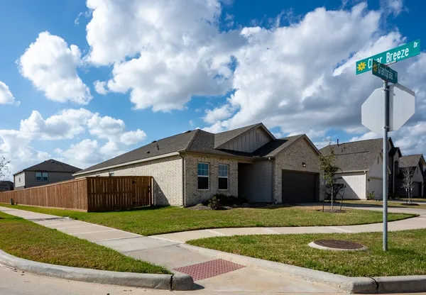 $2,100 | 5903 Grantgrala Drive, Katy, TX 77493