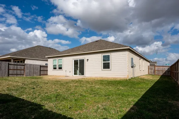$2,100 | 5903 Grantgrala Drive, Katy, TX 77493