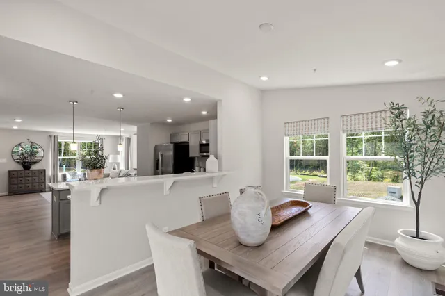 a kitchen with granite countertop lots of counter top space