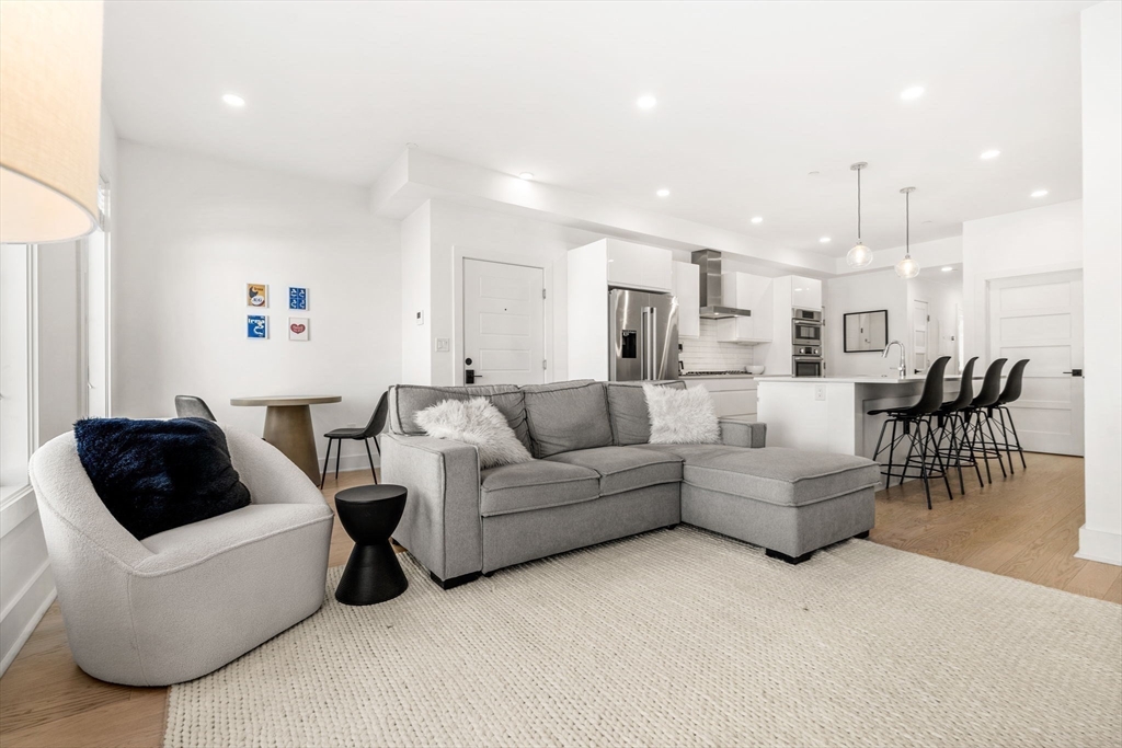 231 Maverick Street, Unit 3 Boston, MA 02128 - Photo 2 of 16