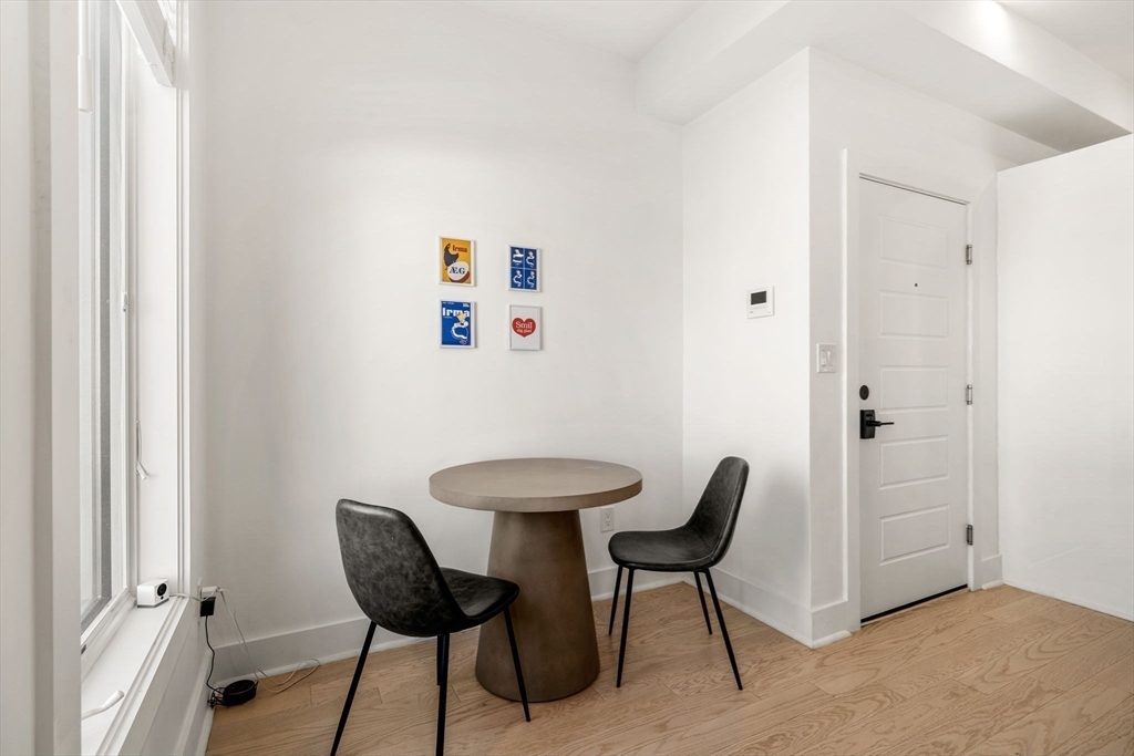 231 Maverick Street, Unit 3 Boston, MA 02128 - Photo 4 of 16