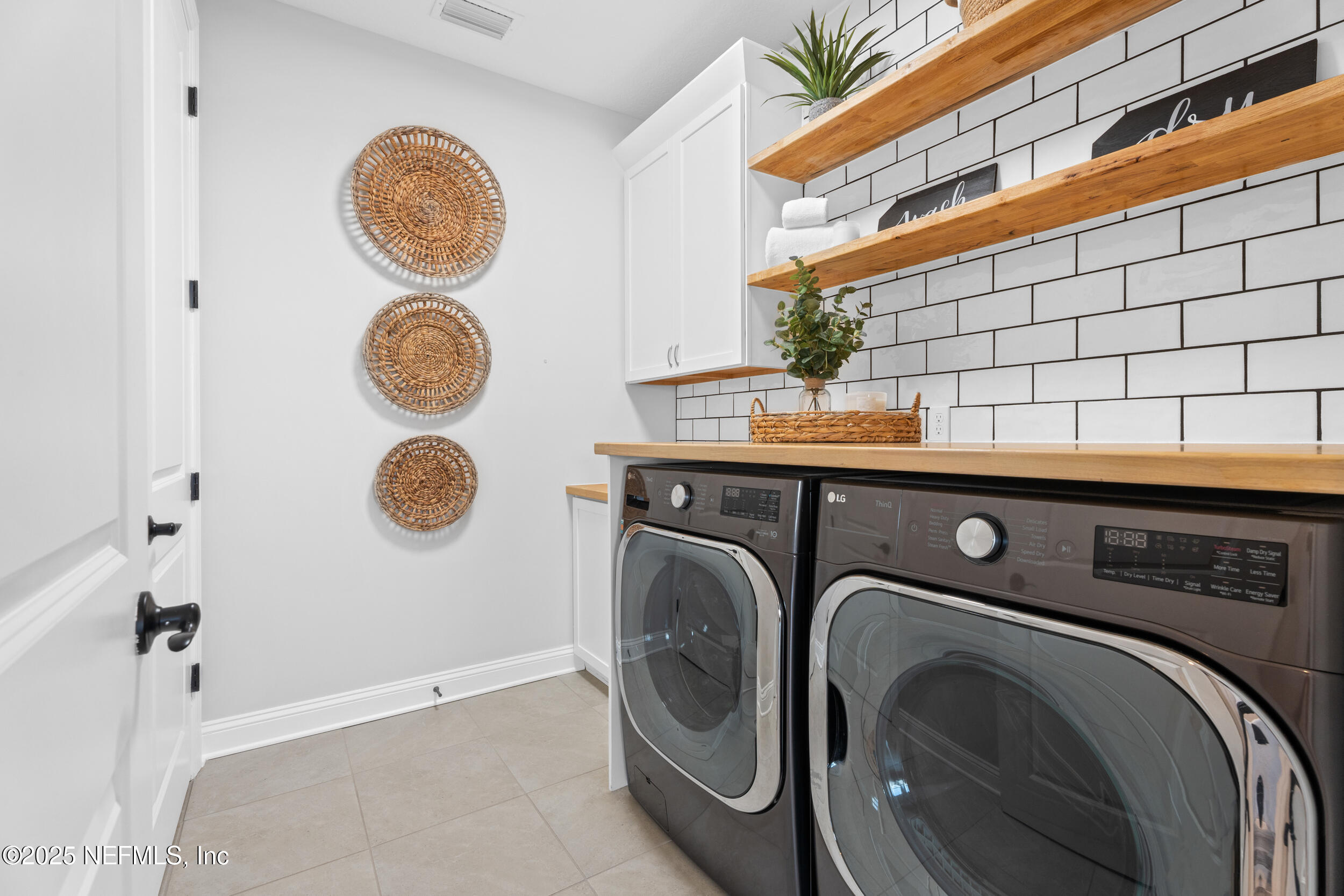 114 Silver Pine Drive St. Augustine, FL 32092 - Photo 35 of 69 Laundry Room