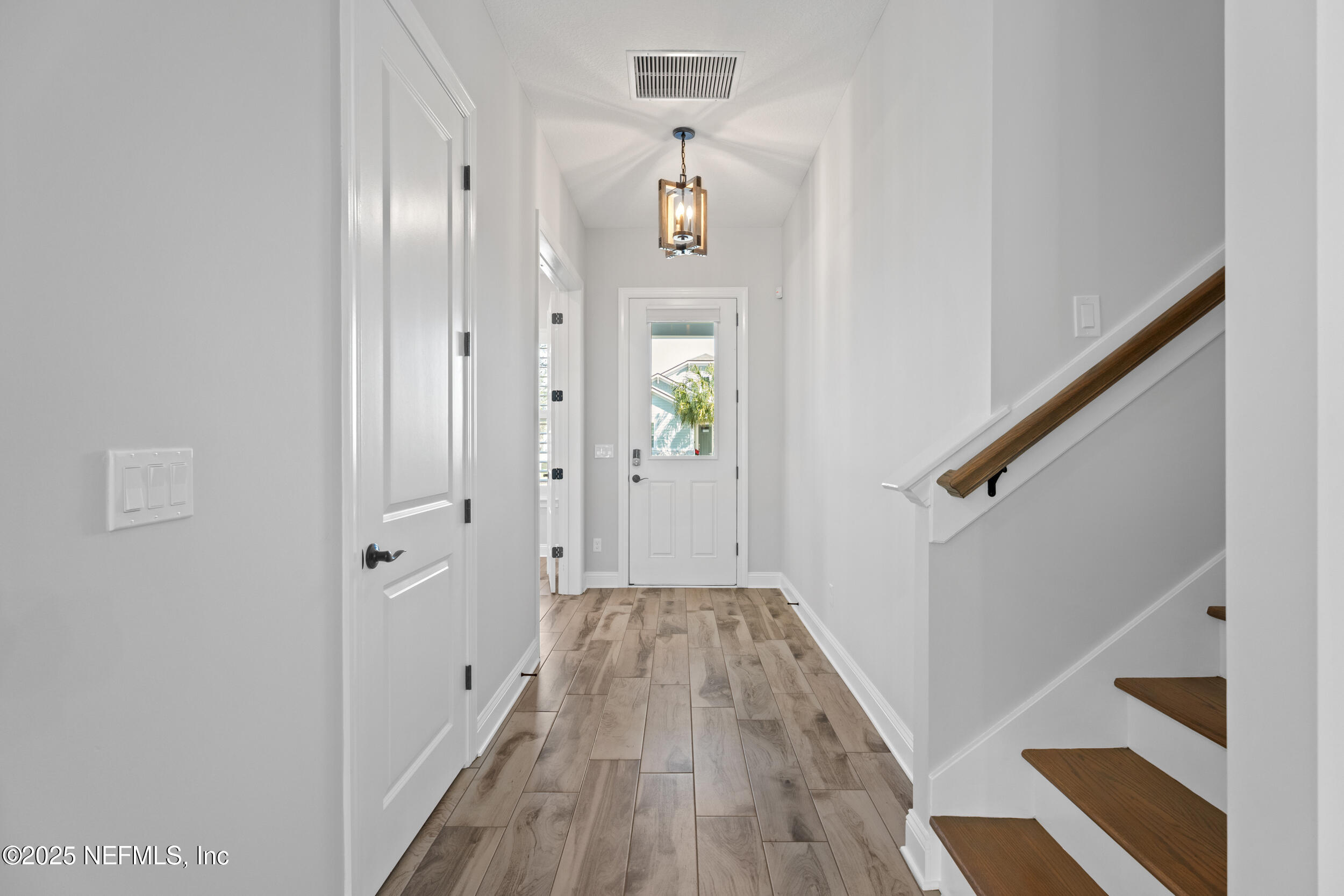 114 Silver Pine Drive St. Augustine, FL 32092 - Photo 4 of 69 Entry