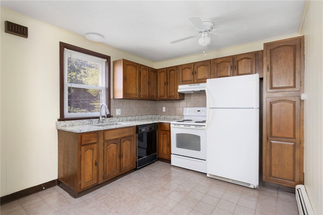 246 George Waterman Road, Unit 2 Johnston, RI 02919 - Photo 6 of 17