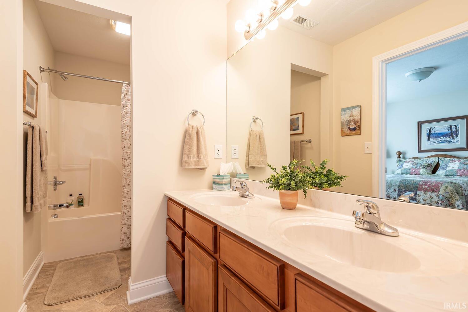 2067 West Arbor Ridge Way Bloomington, IN 47403 - Photo 22 of 28 Gallery Image 22