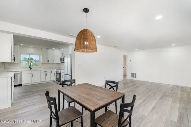 $525,000 | 320 Alabama Avenue, Merritt Island, FL 32953