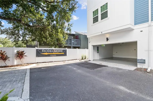 $3,750 | 6605 North Nebraska Avenue, Unit 1, Tampa, FL 33604