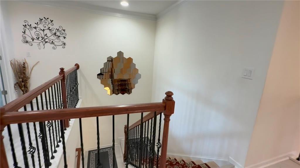 6940 Rocking Horse Lane Alpharetta, GA 30004 - Photo 17 of 32