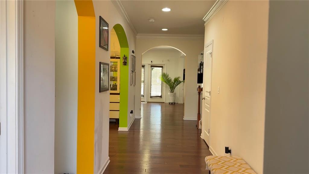 6940 Rocking Horse Lane Alpharetta, GA 30004 - Photo 3 of 32