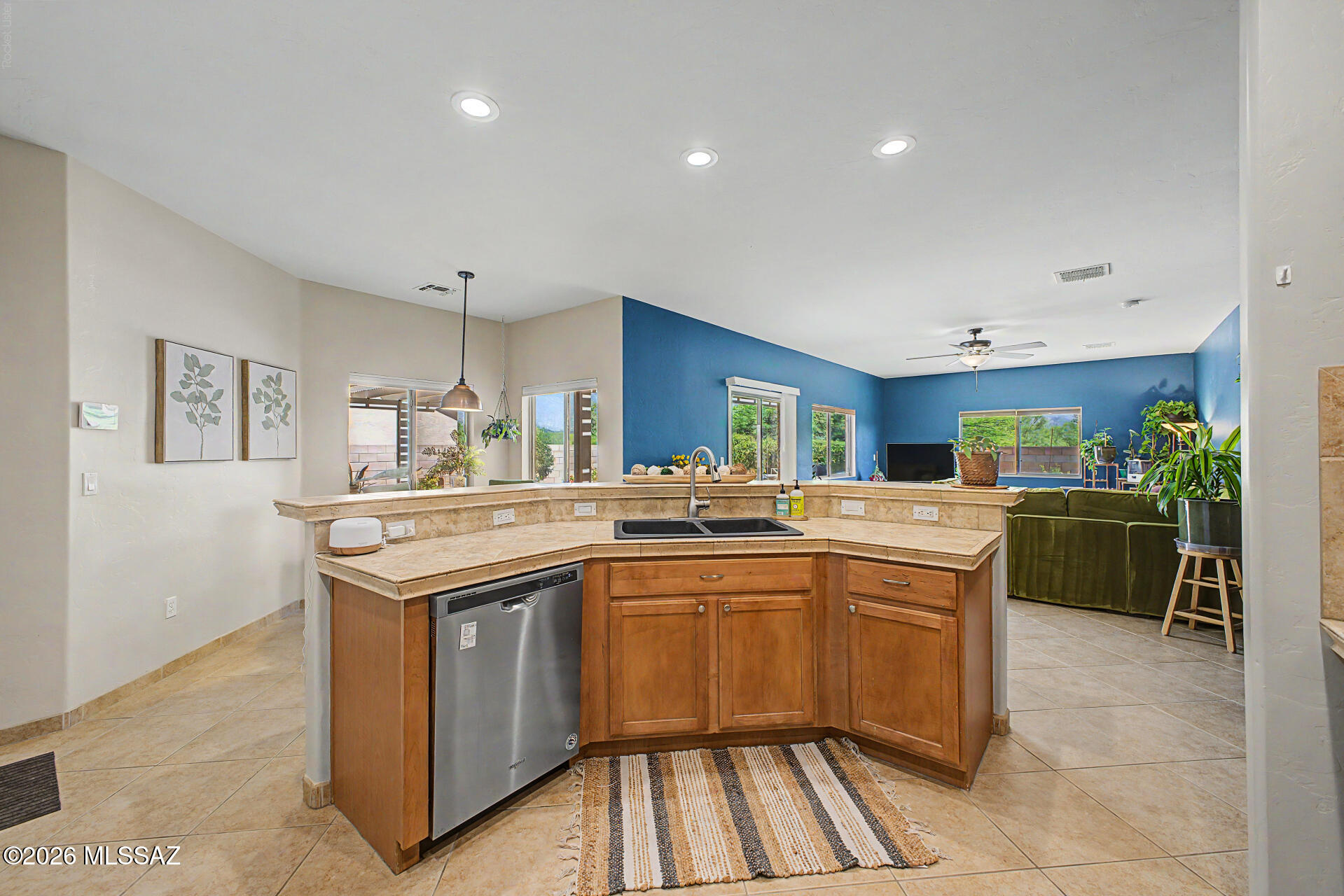3664 East Northern Dancer Road Tucson, AZ 85739 - Photo 10 of 42 Kitchen Island