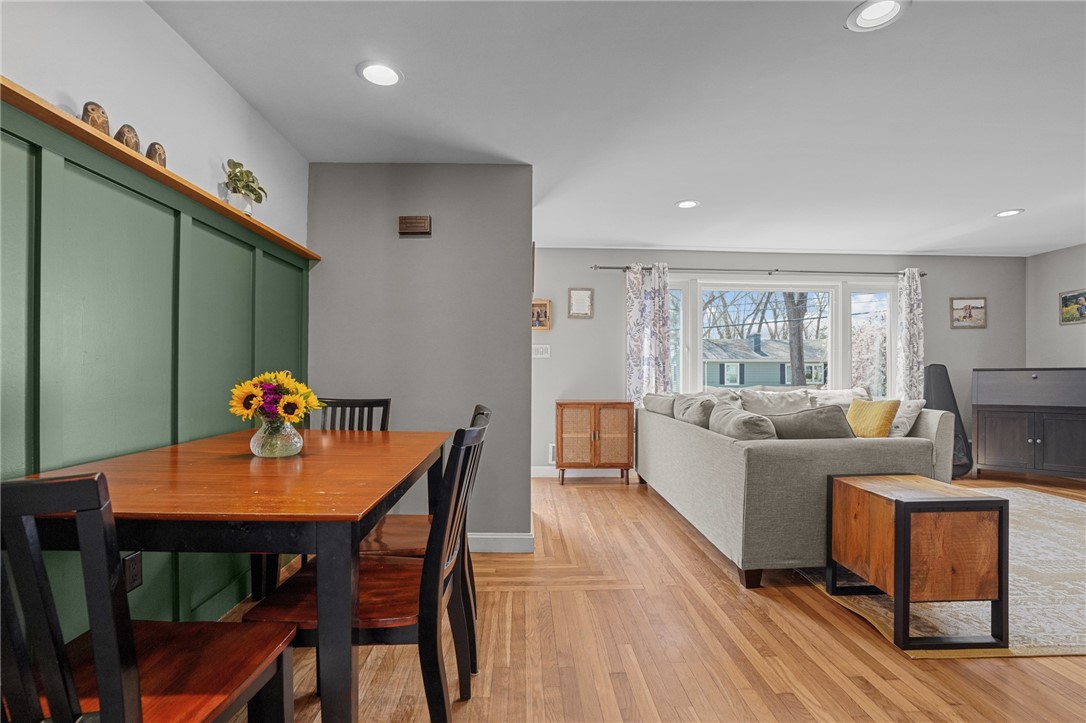 41 Darling Street Warwick, RI 02886 - Photo 17 of 44 Gallery Image 17
