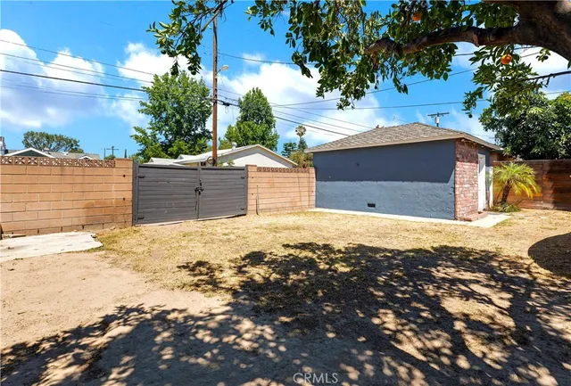 a backyard of a house