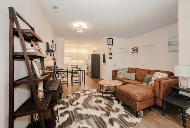 $280,000 | 95 Court Street, Unit 6, Exeter, NH 03833