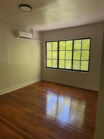 $1,650 | 2000 Jefferson Street, Unit 18, Hollywood, FL 33020