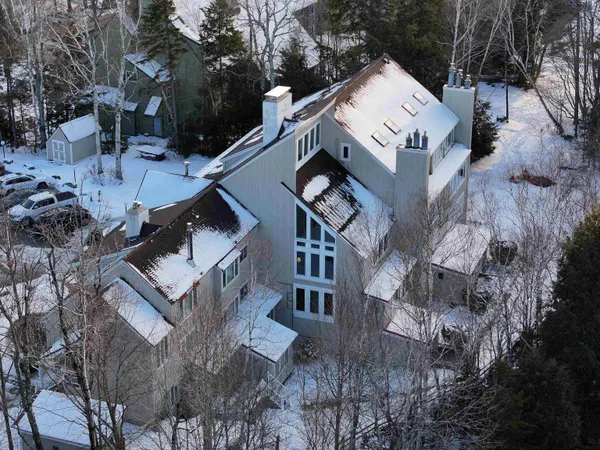 $1,200 | 46 Packard's Road, Unit 307 WEEK 4, Waterville Valley, NH 03215