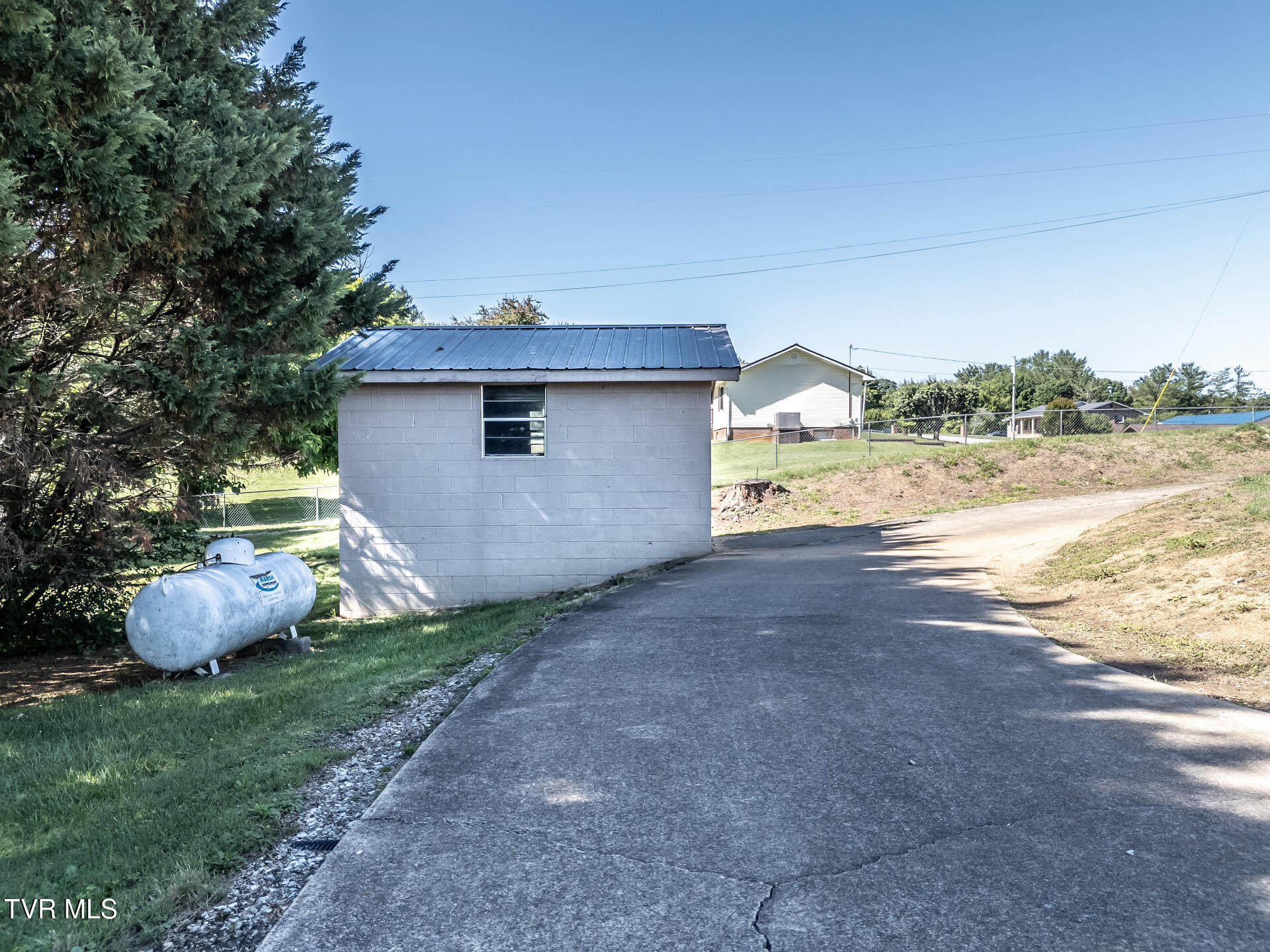 970 Sioux Trail Greeneville, TN 37743 - Photo 9 of 66 970SiouxTrailG_071