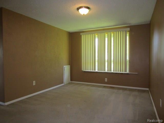 26150 Carlysle Street Inkster, MI 48141 - Photo 13 of 37