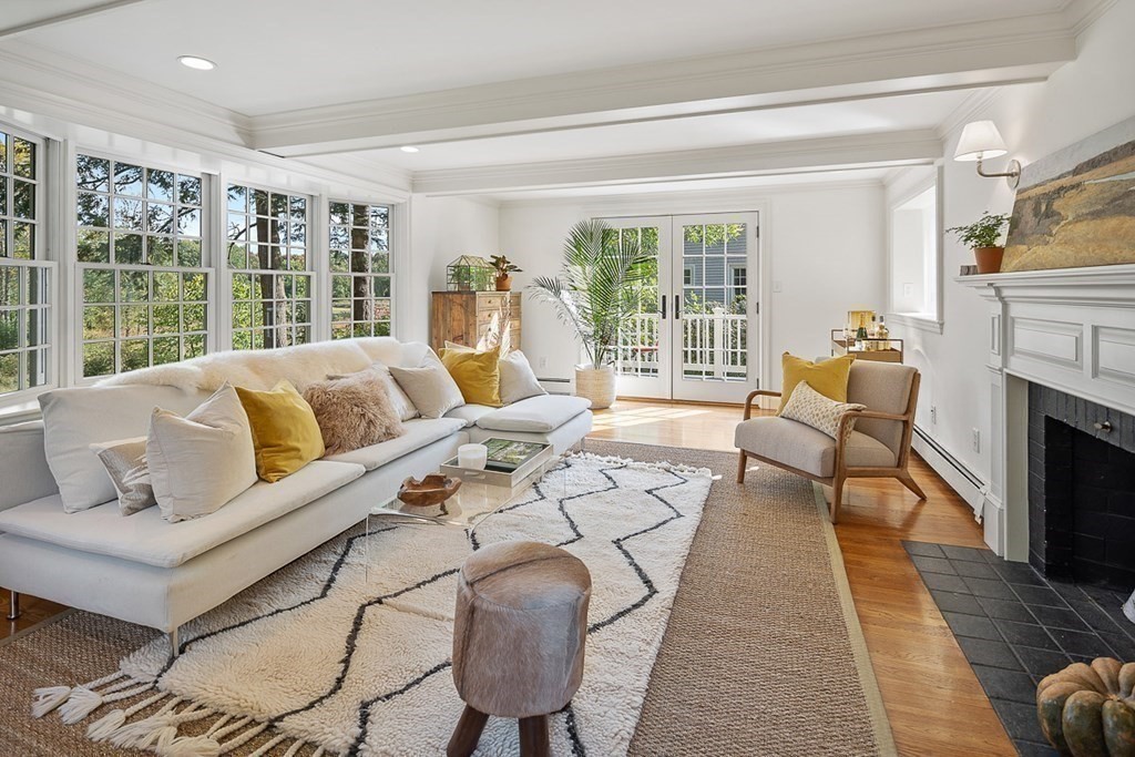 67 Coolidge Road Concord, MA 01742 - Photo 3 of 42 Gallery Image 3