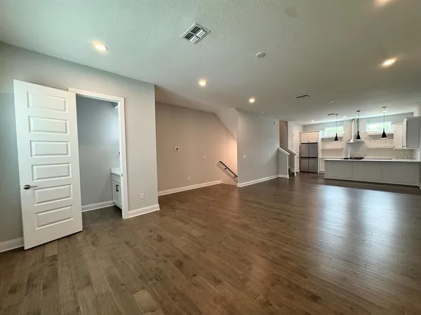 $3,950 | 4215 West North A Street, Unit 5, Tampa, FL 33609