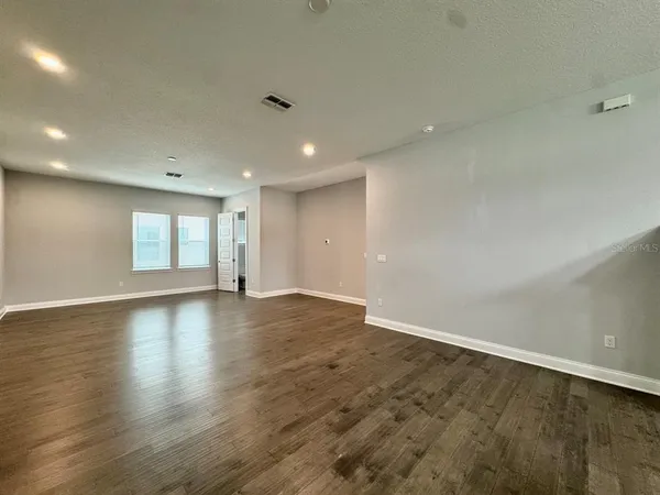 $3,950 | 4215 West North A Street, Unit 5, Tampa, FL 33609