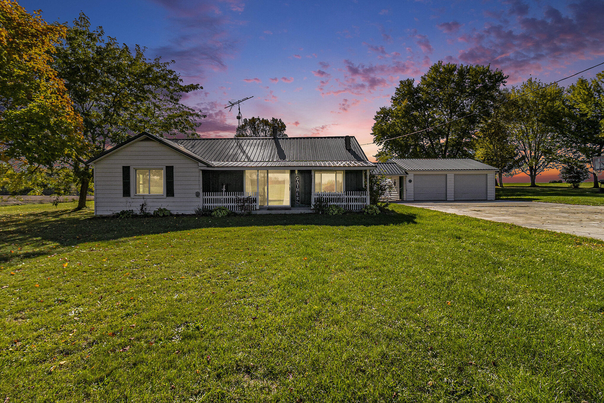 511 Beard Road Pentwater, MI 49449 - Photo 1 of 20 Welcome to 511 Beard Rd