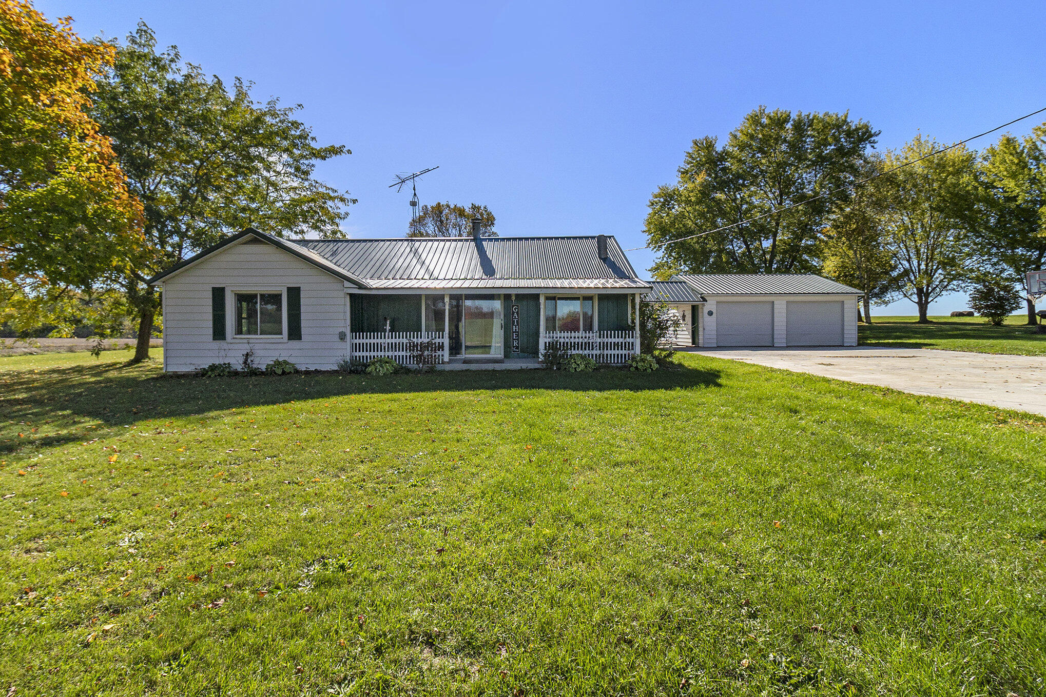 511 Beard Road Pentwater, MI 49449 - Photo 2 of 20 Welcome to 511 Beard Rd