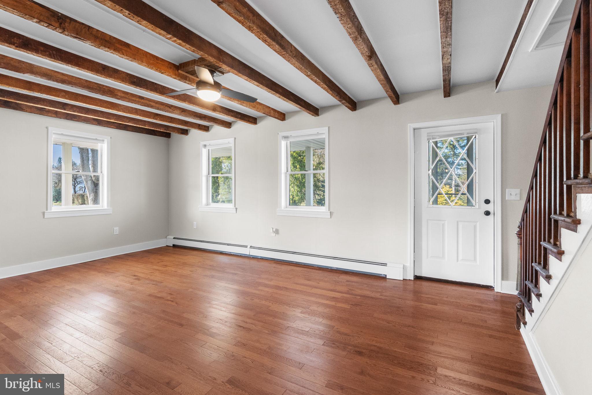 54 South Zinns Mill Road Lebanon, PA 17042 - Photo 5 of 36 Gallery Image 5