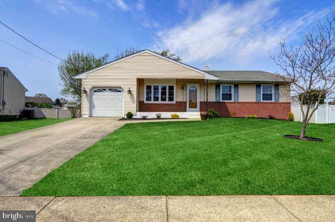 37 Kay Road Hamilton, NJ 08620 - Photo 1 of 27