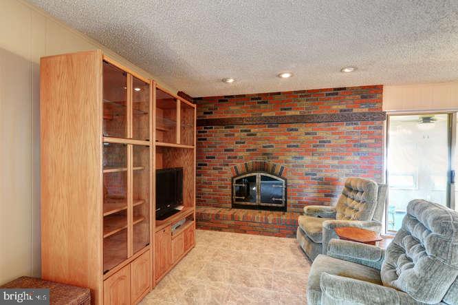 37 Kay Road Hamilton, NJ 08620 - Photo 13 of 27 Family Room w/Fireplace