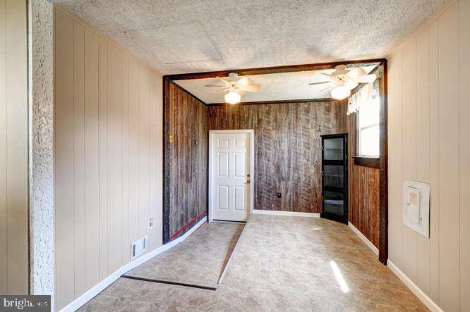37 Kay Road Hamilton, NJ 08620 - Photo 14 of 27