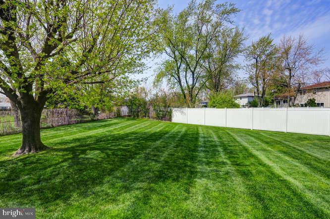 37 Kay Road Hamilton, NJ 08620 - Photo 21 of 27 Backyard