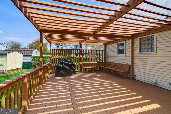 37 Kay Road Hamilton, NJ 08620 - Photo 25 of 27 Deck w/pergola