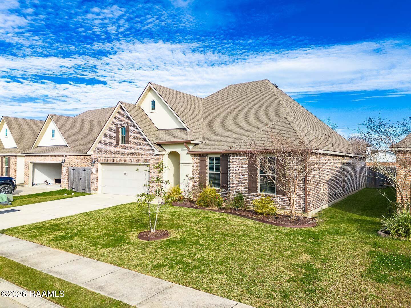 123 Tortoise Lane Broussard, LA 70518 - Photo 2 of 29 side view