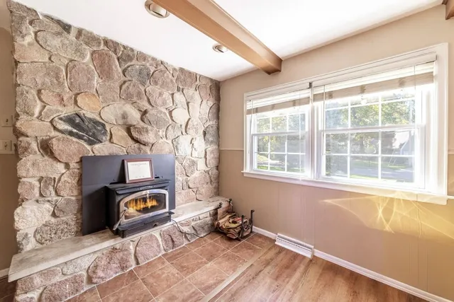 $520,000 | 1704 Clover Lane, Valparaiso, IN 46385