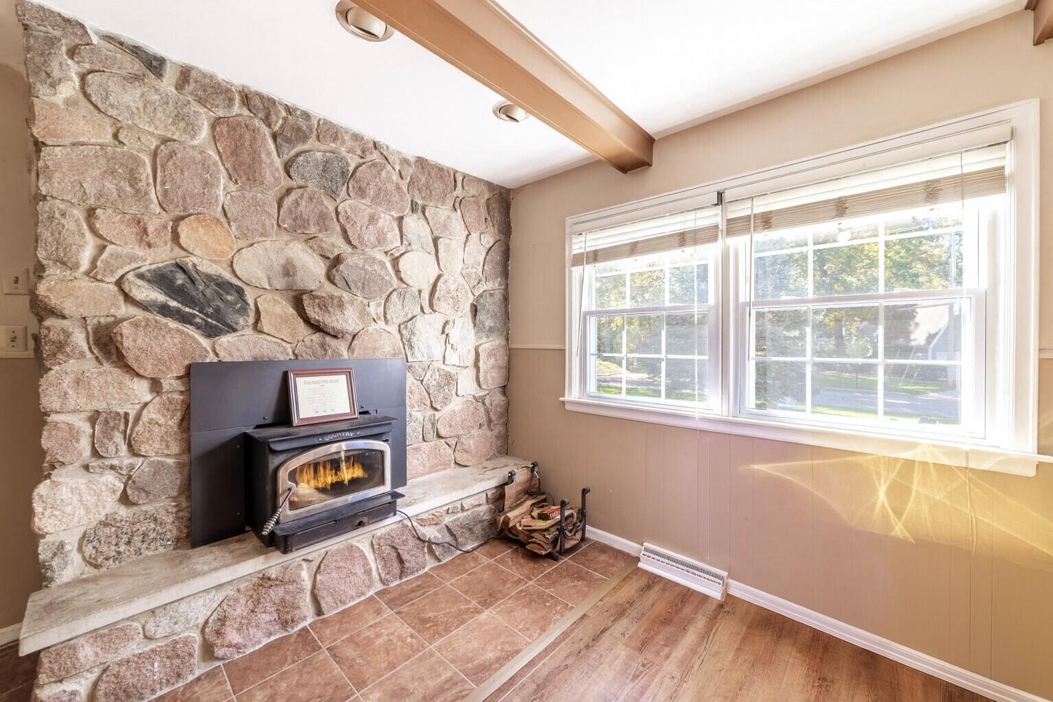 1704 Clover Lane Valparaiso, IN 46385 - Photo 15 of 40 a view of a livingroom with furniture and a window