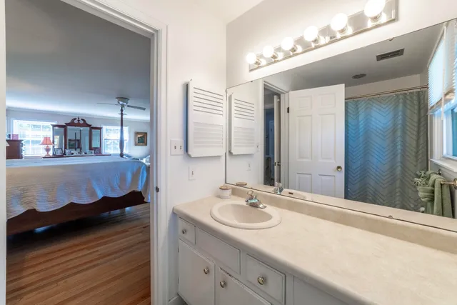 $520,000 | 1704 Clover Lane, Valparaiso, IN 46385