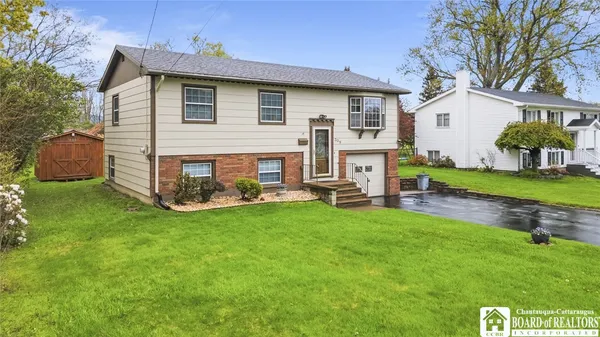 $225,000 | 309 Veterans Drive, Dunkirk, NY 14048