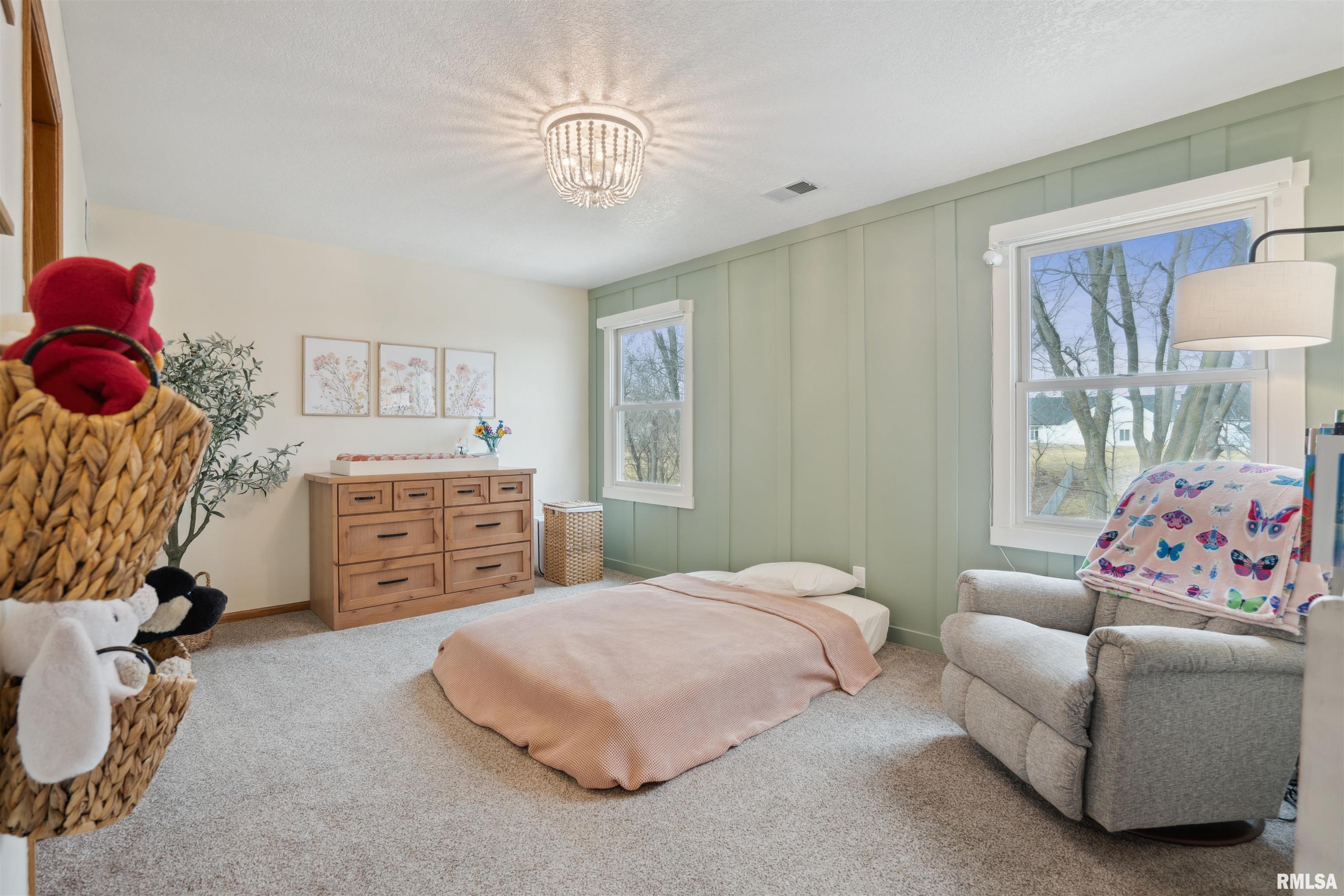 5940 Oakbrook Road Davenport, IA 52806 - Photo 31 of 51 Gallery Image 31