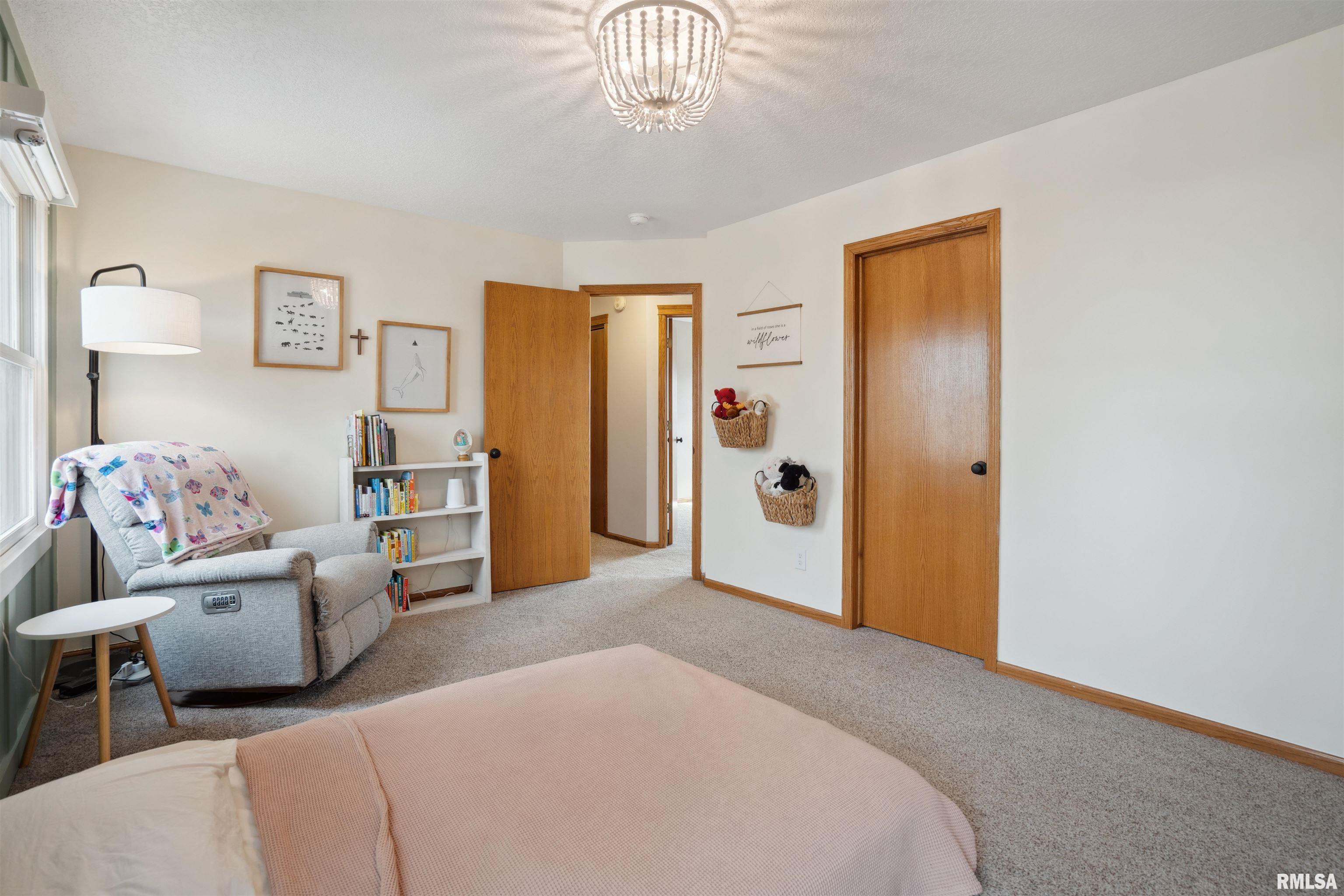 5940 Oakbrook Road Davenport, IA 52806 - Photo 32 of 51 Gallery Image 32