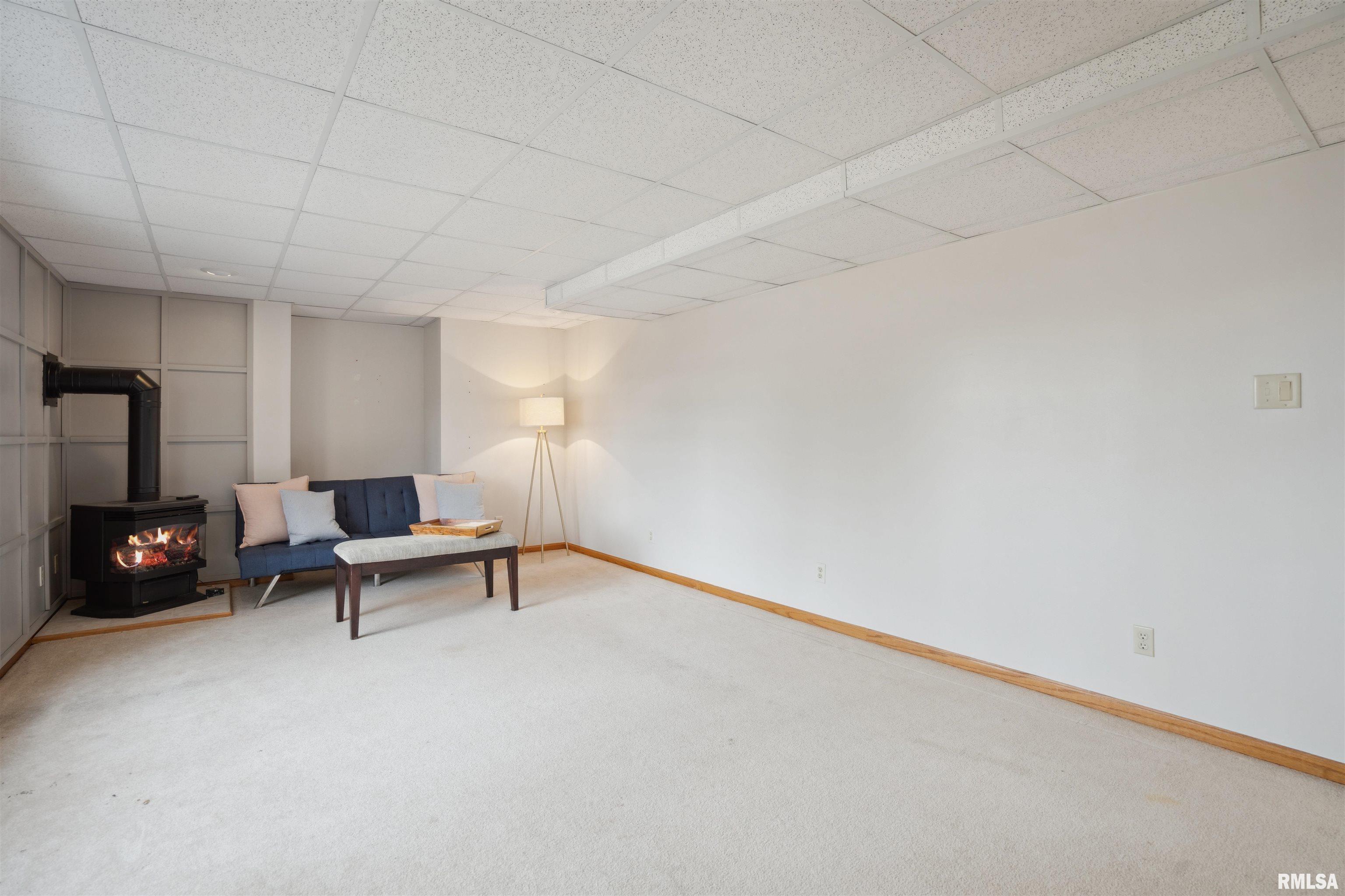 5940 Oakbrook Road Davenport, IA 52806 - Photo 40 of 51 Gallery Image 40
