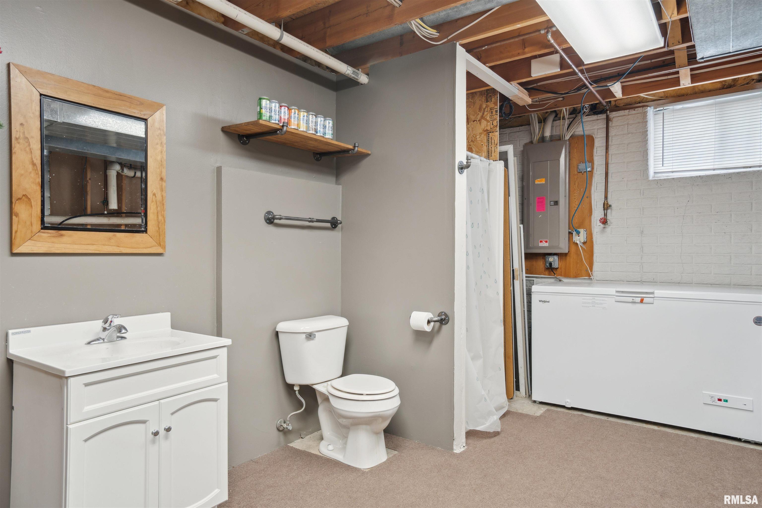 5940 Oakbrook Road Davenport, IA 52806 - Photo 45 of 51 Gallery Image 45