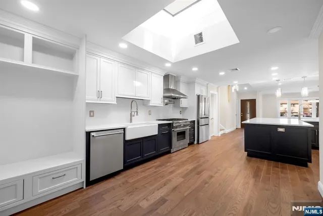 $1,150,000 | 30 Kershner Place, Fair Lawn, NJ 07410