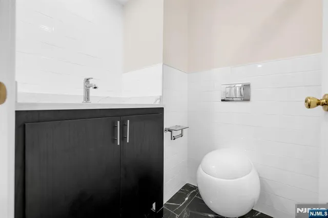 $1,150,000 | 30 Kershner Place, Fair Lawn, NJ 07410