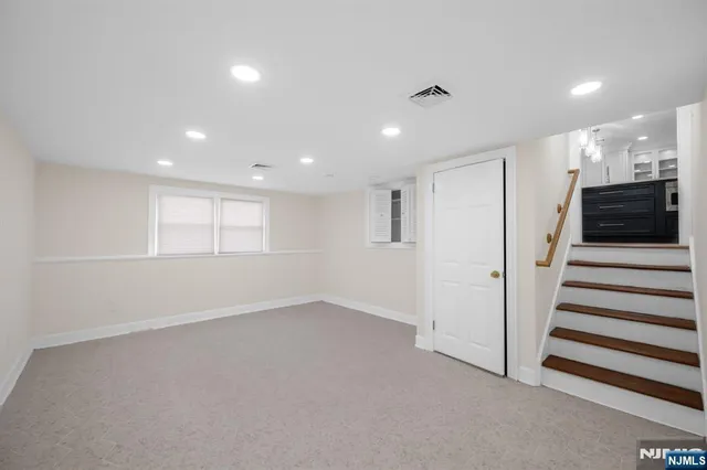 $1,150,000 | 30 Kershner Place, Fair Lawn, NJ 07410