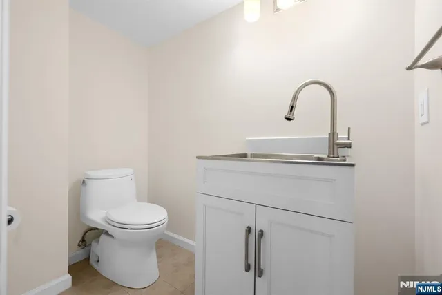 $1,150,000 | 30 Kershner Place, Fair Lawn, NJ 07410