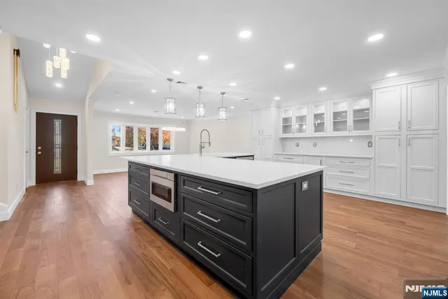 $1,150,000 | 30 Kershner Place, Fair Lawn, NJ 07410