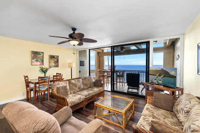 $1,299,000 | 76-6246 Alii Drive, Unit 201, Kailua-Kona, HI 96740