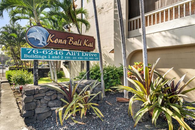 $1,299,000 | 76-6246 Alii Drive, Unit 201, Kailua-Kona, HI 96740