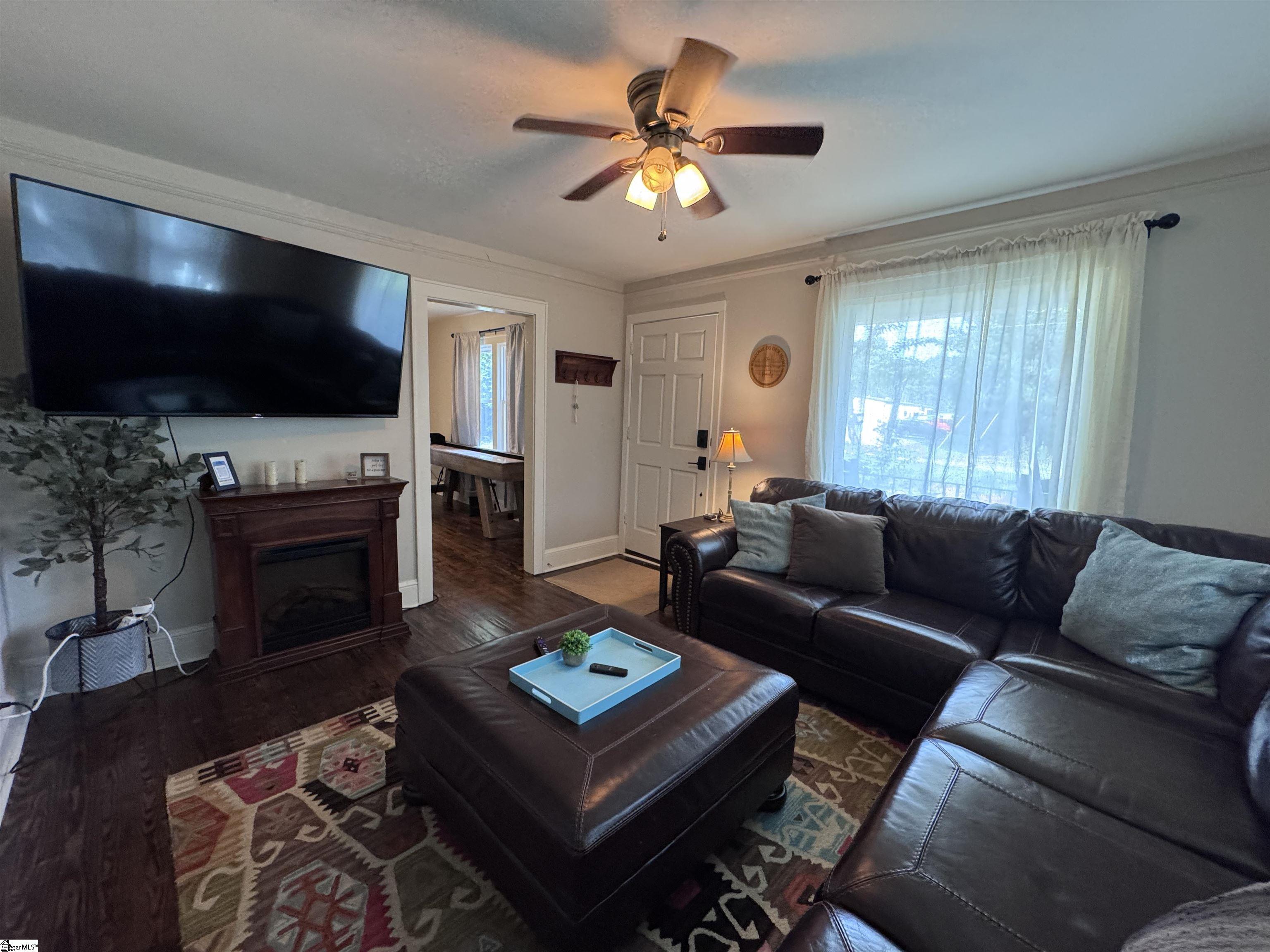129 Bountyland Road Seneca, SC 29672 - Photo 2 of 19