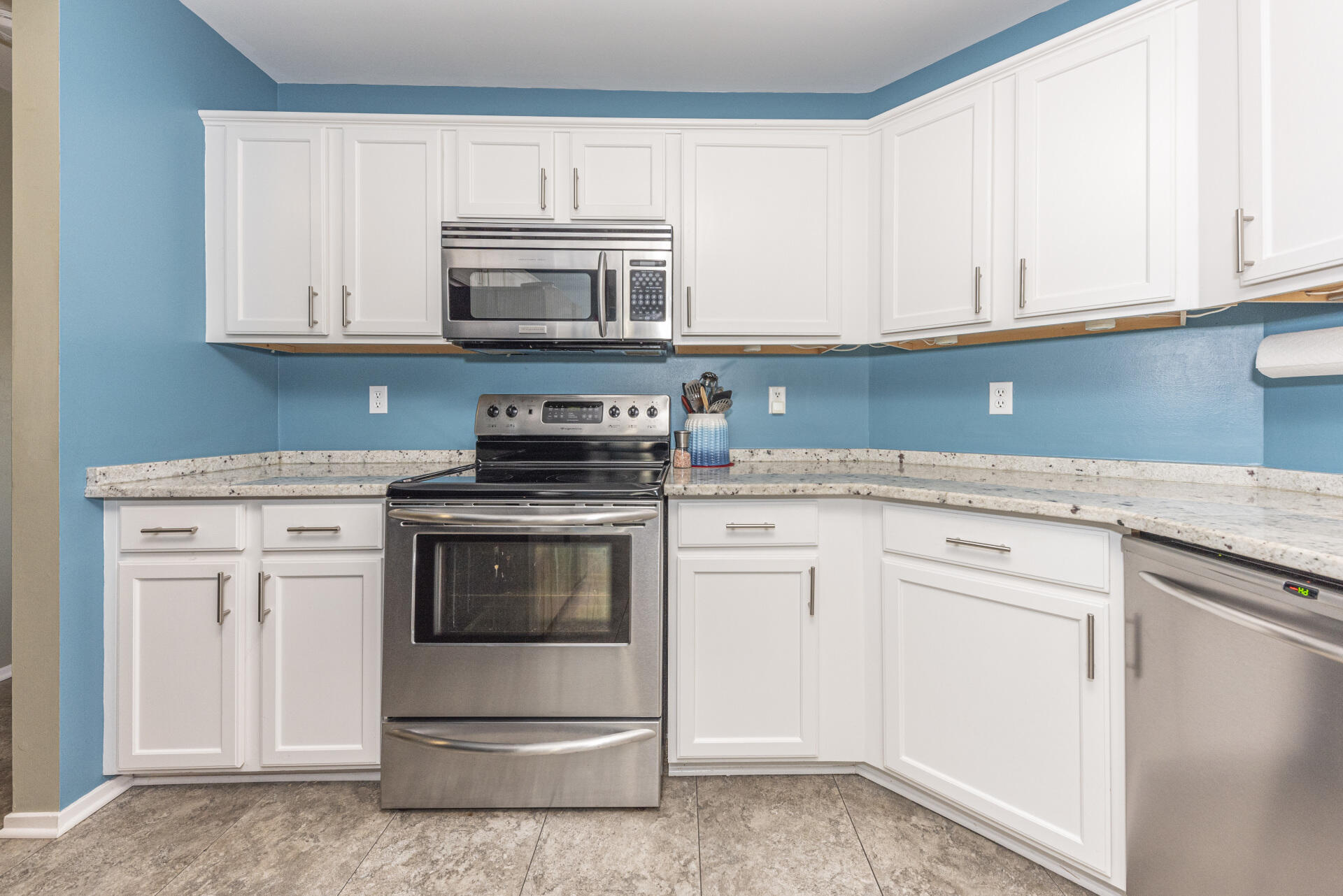 1724 Scio Ridge Road Ann Arbor, MI 48103 - Photo 12 of 55 12